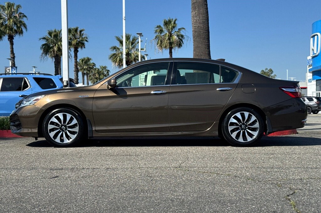Used 2017 Honda Accord Hybrid Touring Sedan