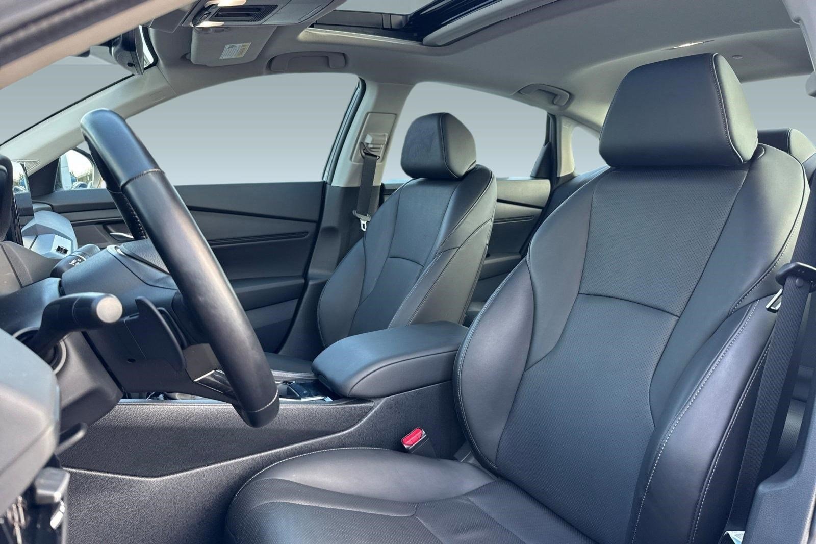 2025 Honda Accord Hybrid EX-L photo 4