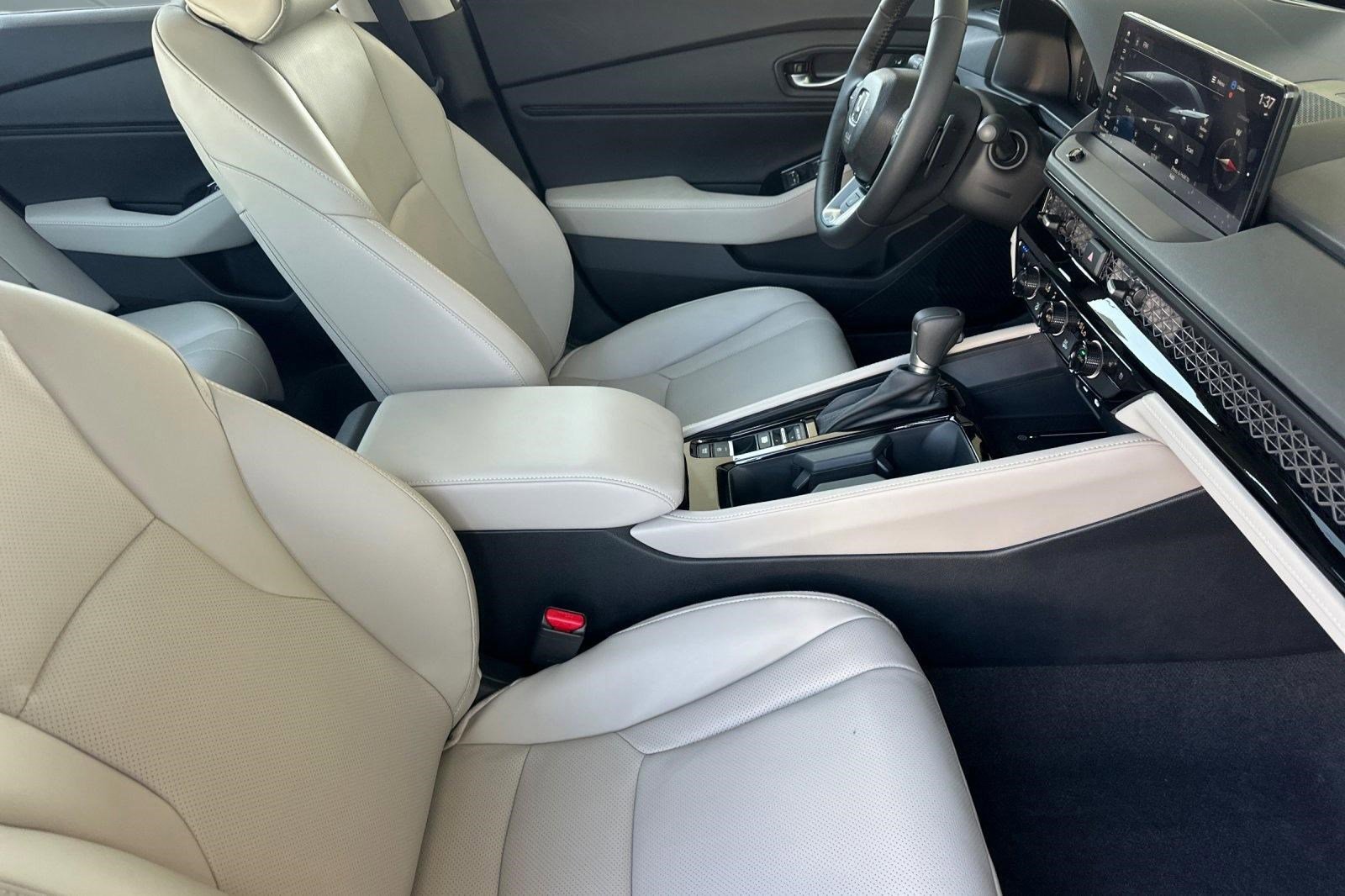 2026 Honda Accord Hybrid Touring - Photo 25