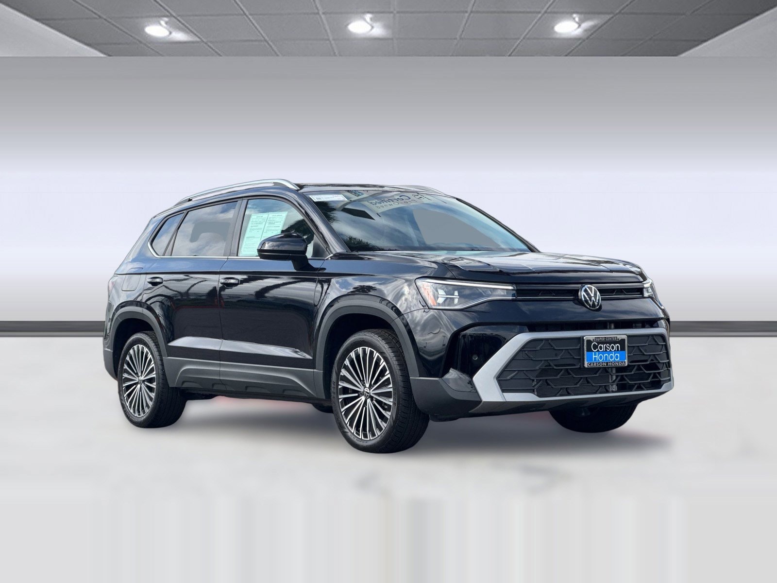 2025 Volkswagen Taos SE photo 5