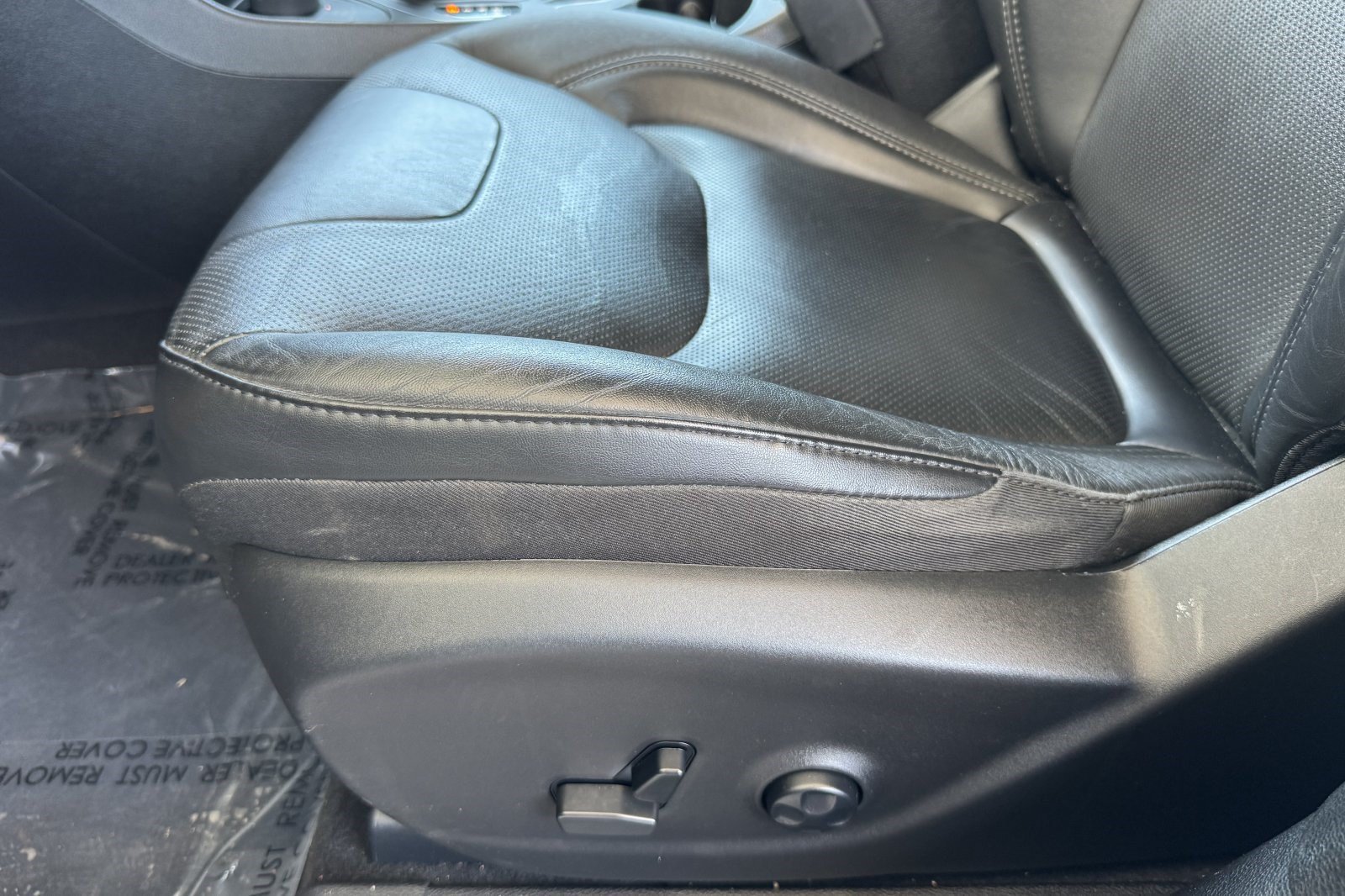 2021 Jeep Cherokee Latitude Lux - Photo 14