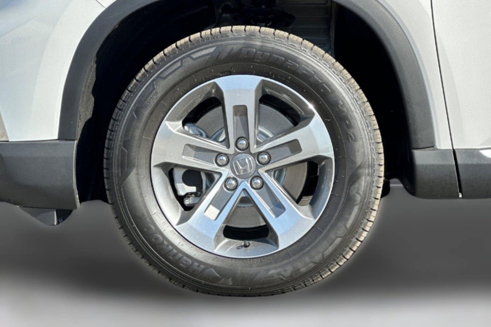 2025 Honda Pilot EX-L - Photo 11