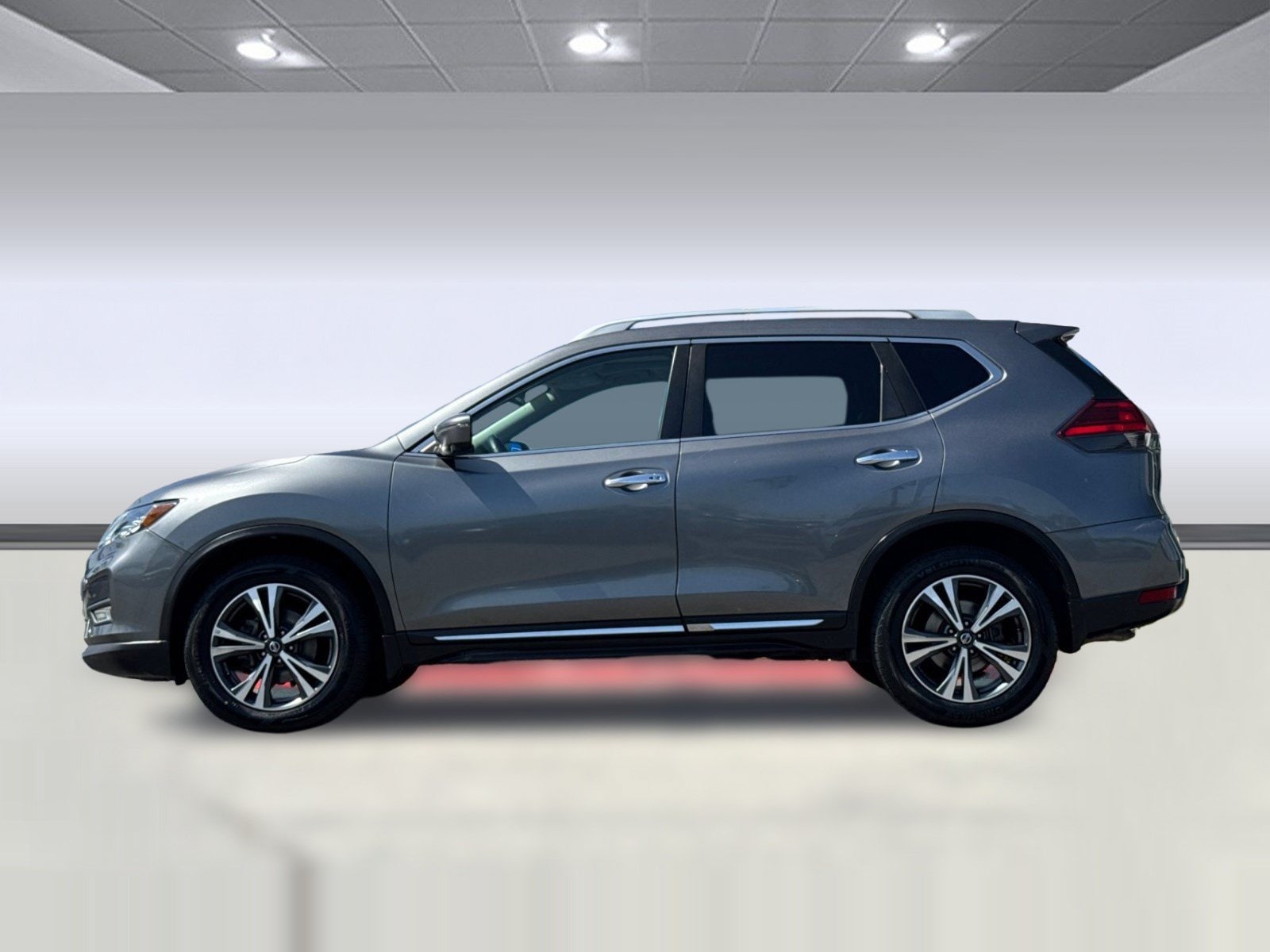 Used 2017 Nissan Rogue SL with VIN 5N1AT2MV0HC868308 for sale in Carson, CA