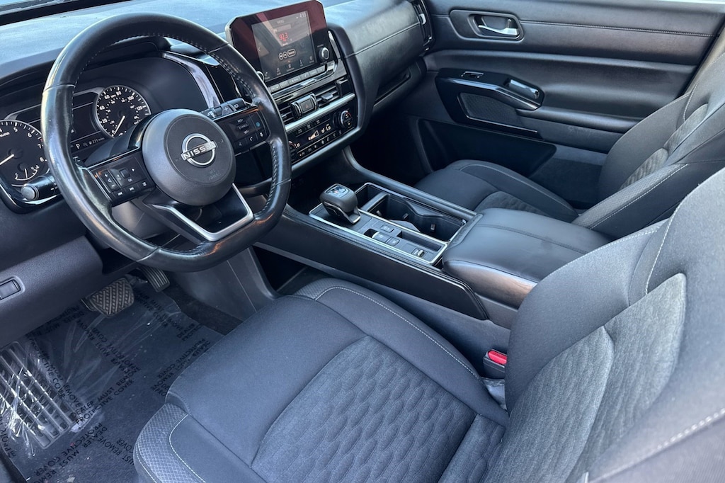 Used 2022 Nissan Pathfinder SV SUV