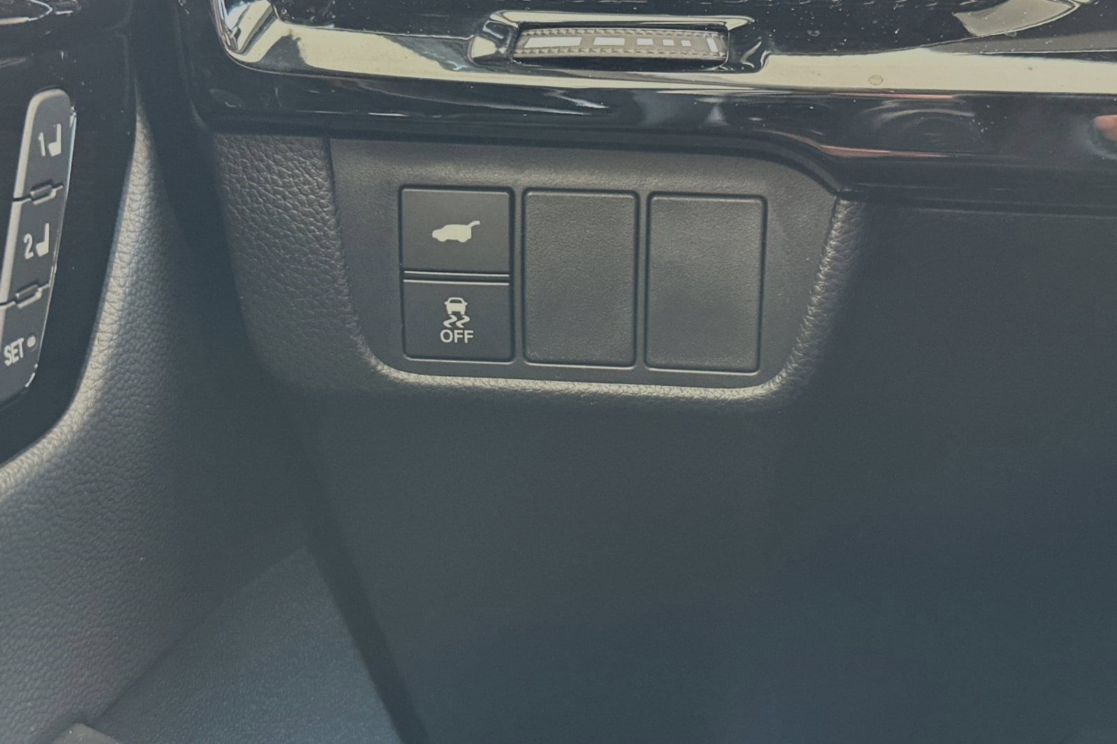 2025 Honda CR-V EX-L - Photo 30