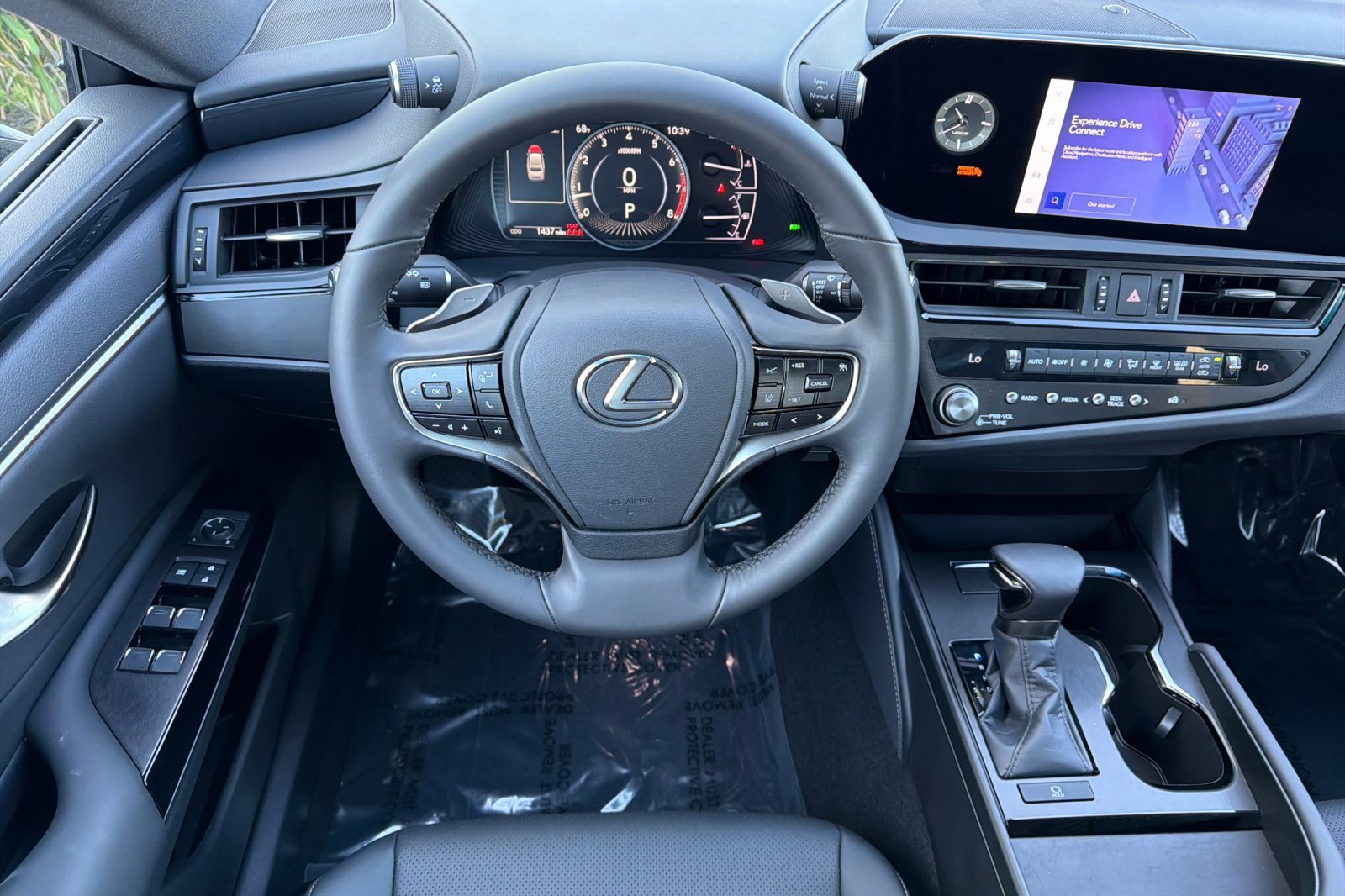 2025 Lexus ES 350 photo 4