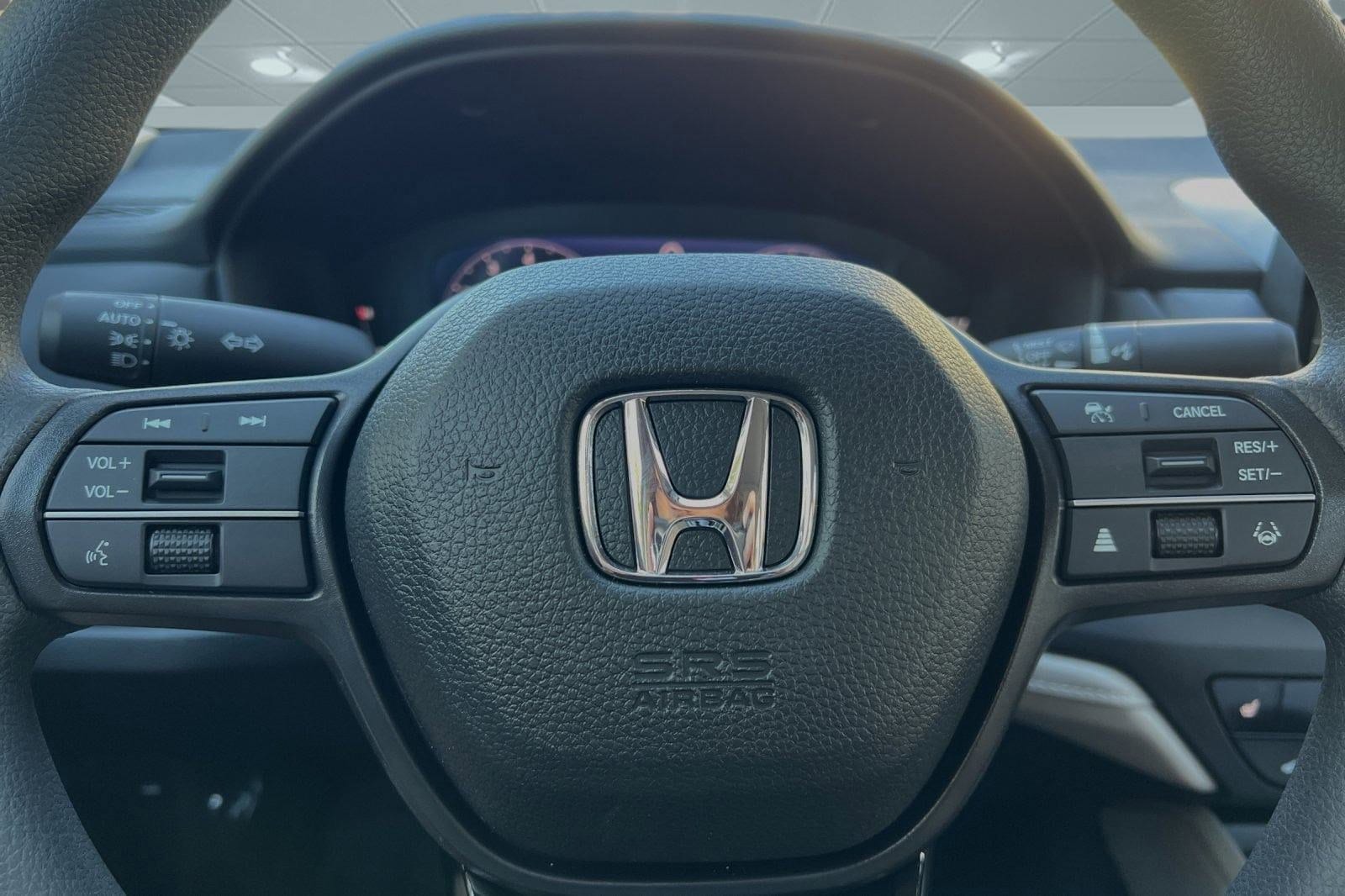 2025 Honda Accord SE - Photo 16