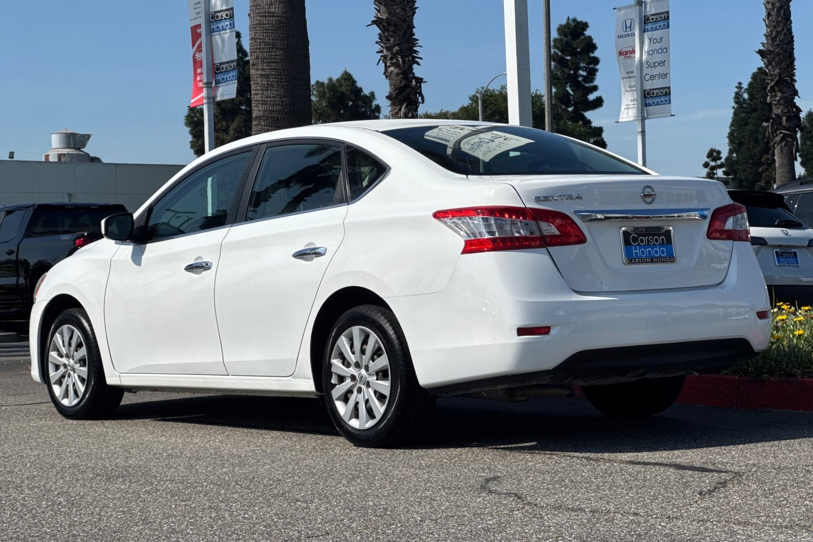 2015 Nissan Sentra S photo 2
