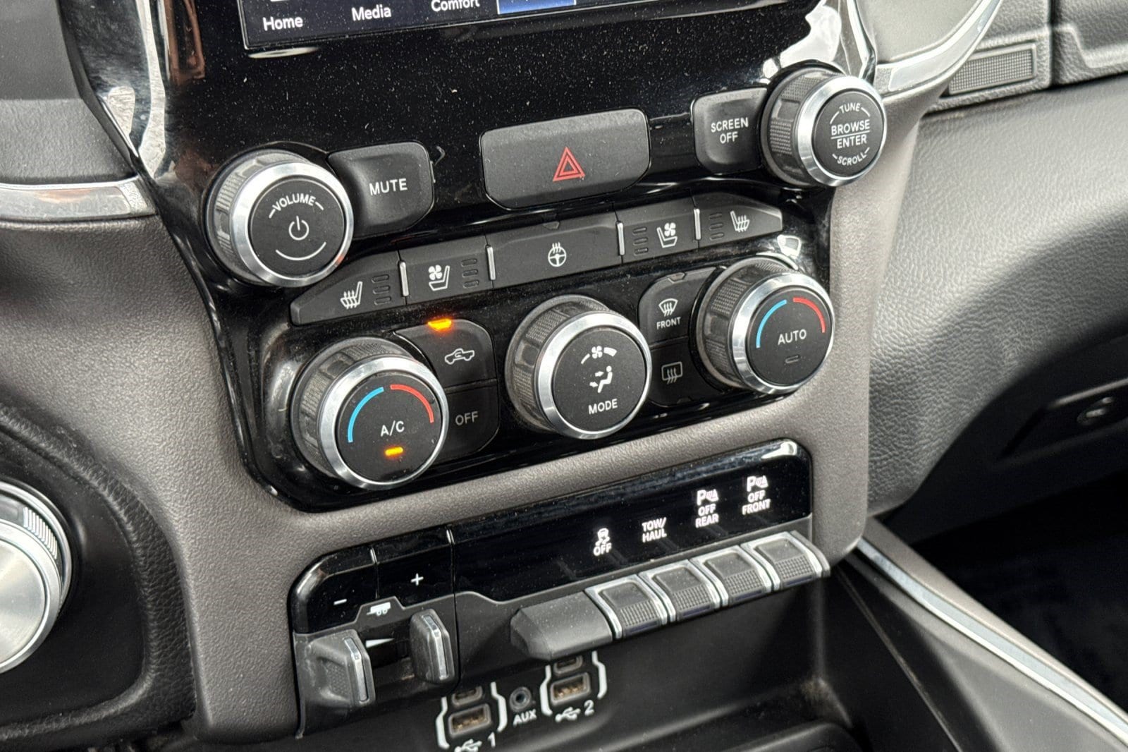 2022 RAM Ram 1500 Pickup Laramie - Photo 17