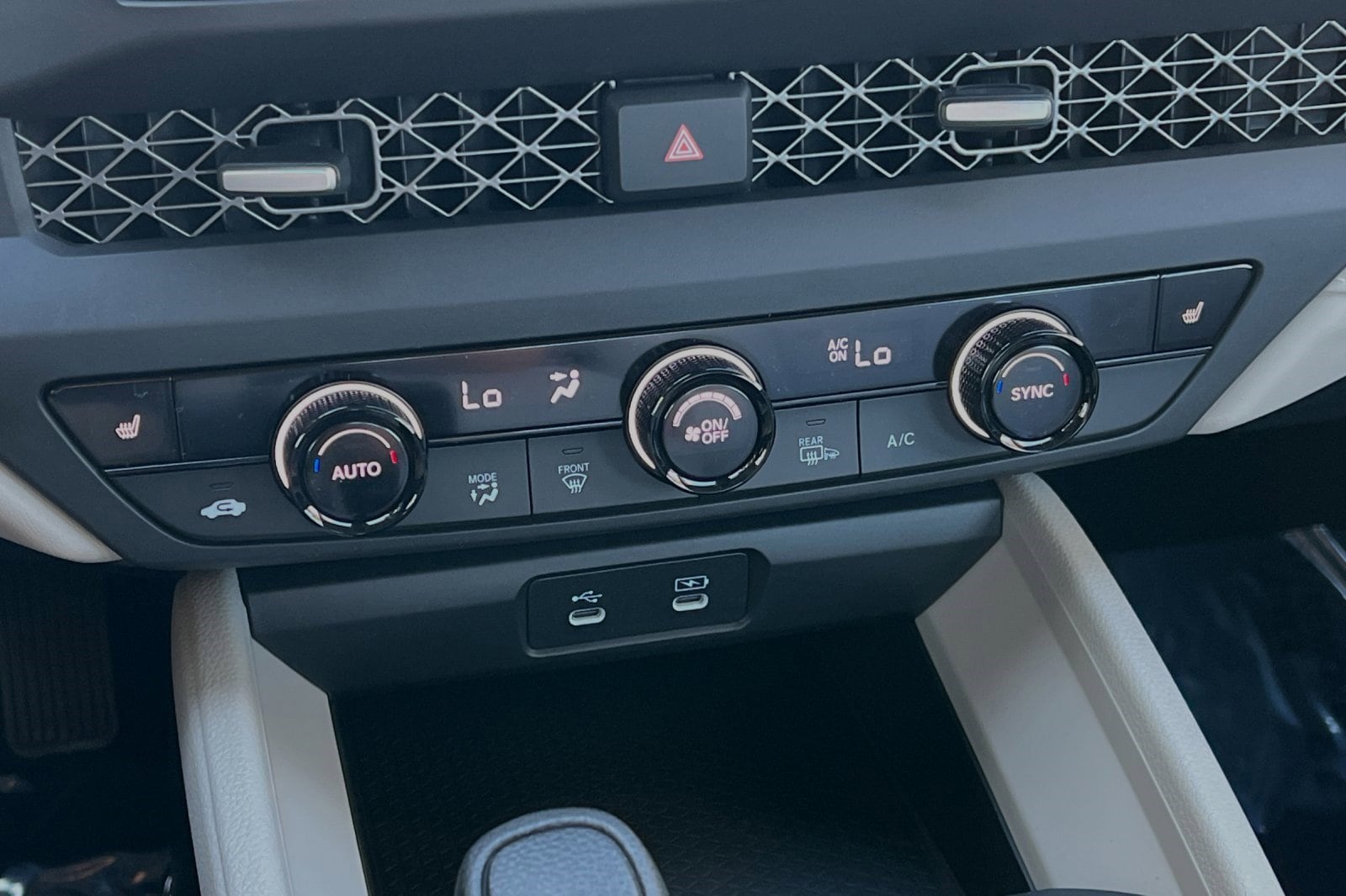 2025 Honda Accord SE - Photo 19