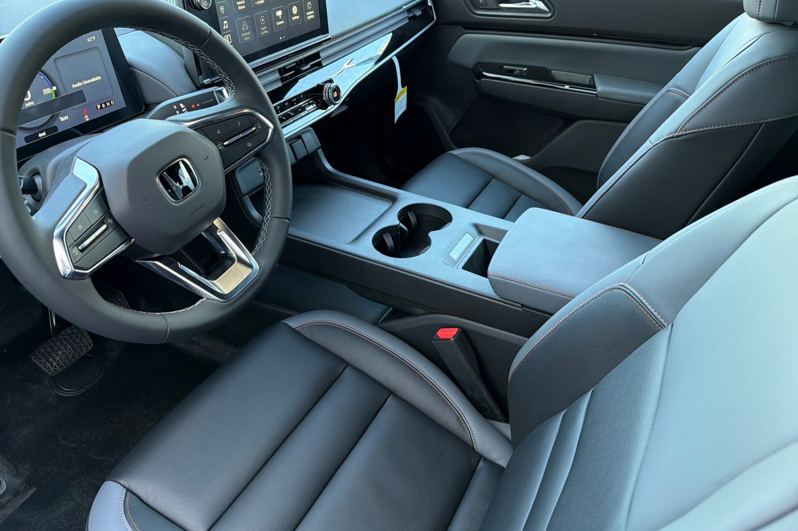 2026 Honda Prologue Touring photo 3