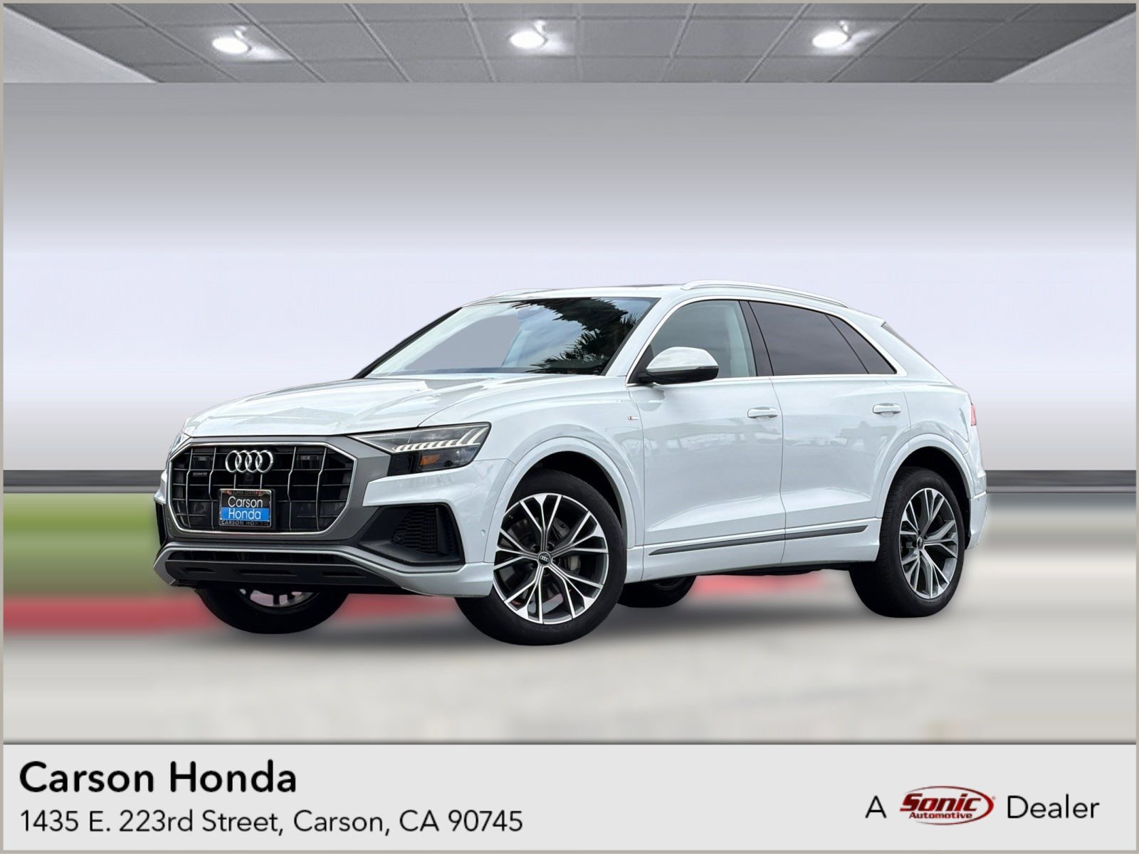 2023 Audi Q8 Premium Plus's photo