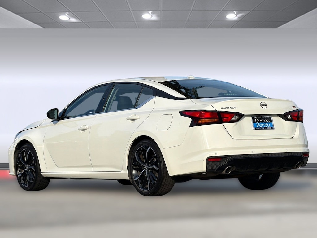 Used 2024 Nissan Altima 2.5 SR Sedan