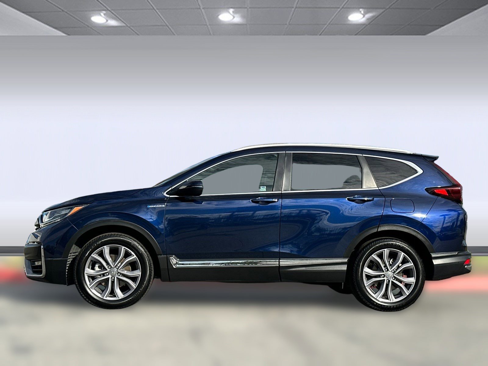 2022 Honda CR-V Hybrid Touring photo 2