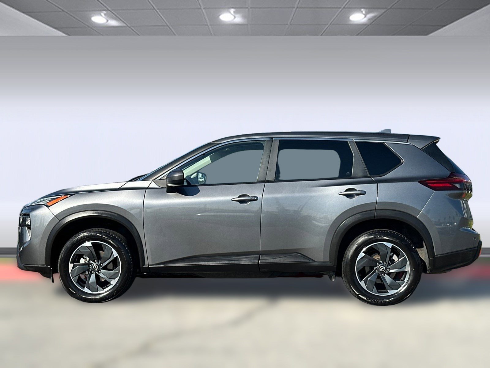 2024 Nissan Rogue SV photo 2