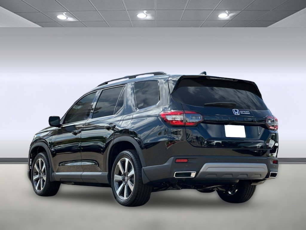 New 2025 Honda Pilot Touring SUV
