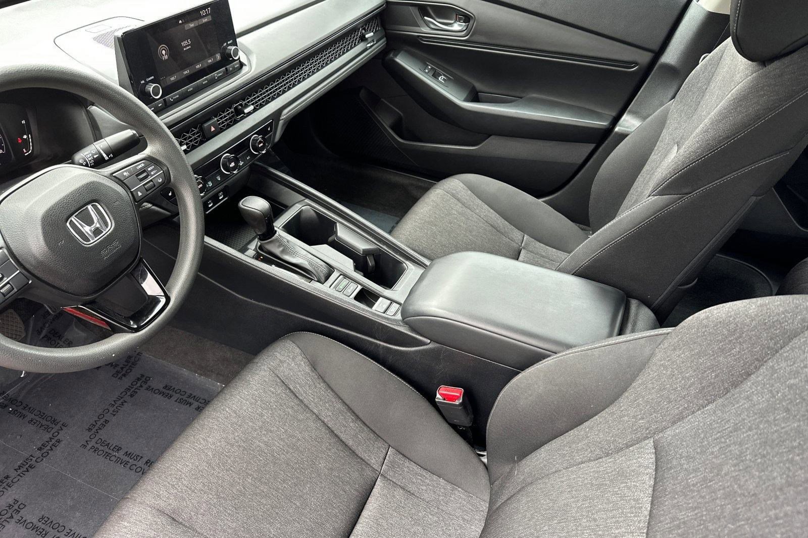 2023 Honda Accord EX photo 4