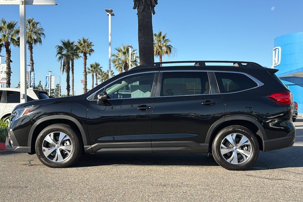 Used 2023 Subaru Ascent Premium SUV