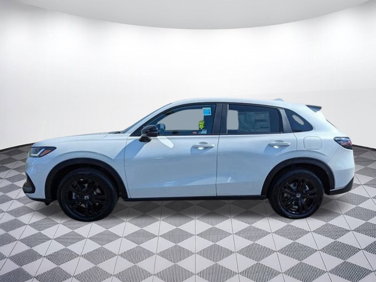 2026 Honda HR-V Sport photo 2