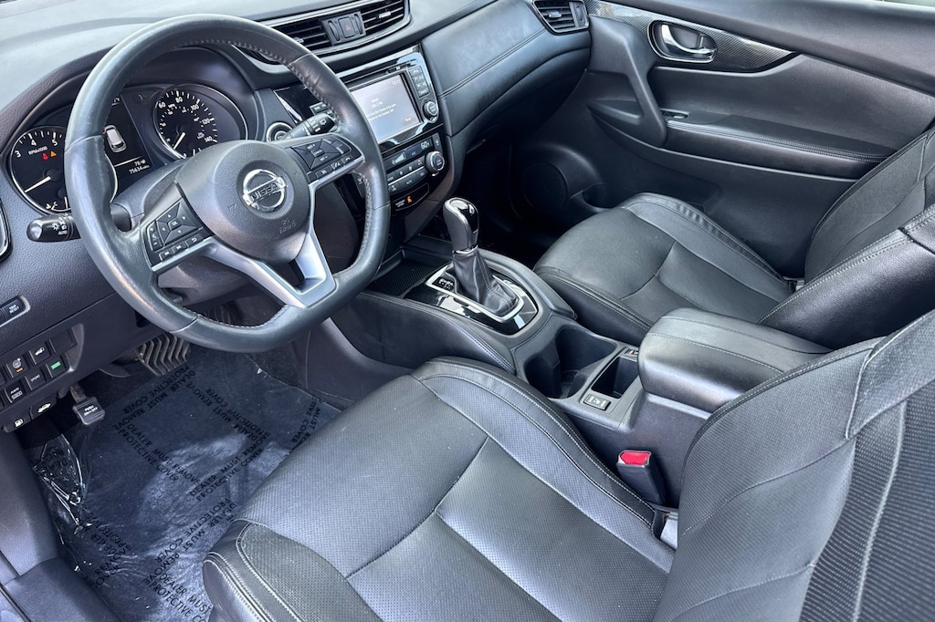 Used 2017 Nissan Rogue SL SUV