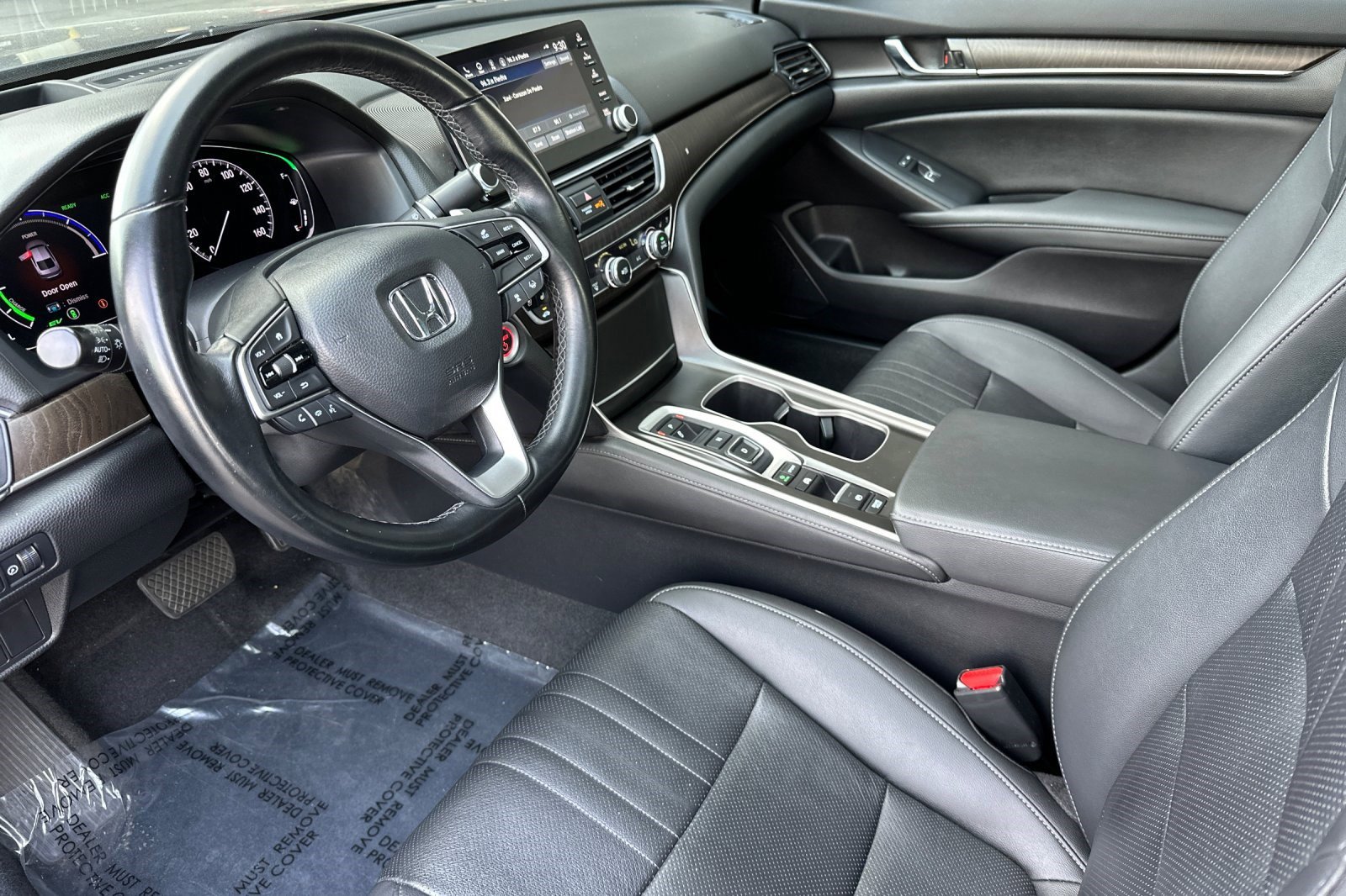 2020 Honda Accord Hybrid Touring photo 4