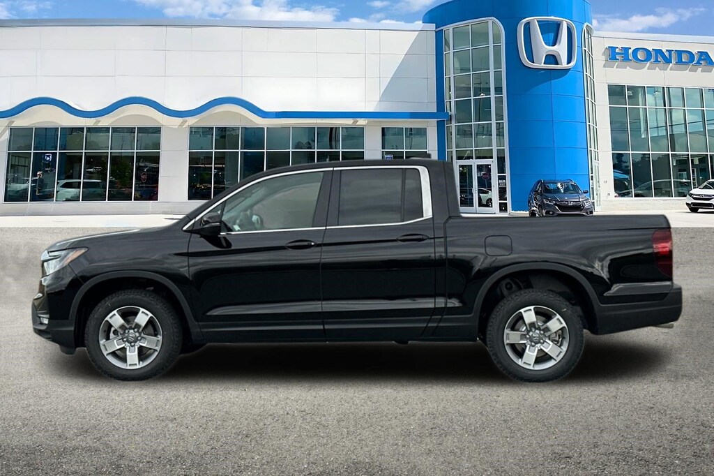 New 2026 Honda Ridgeline RTL Truck Crew Cab