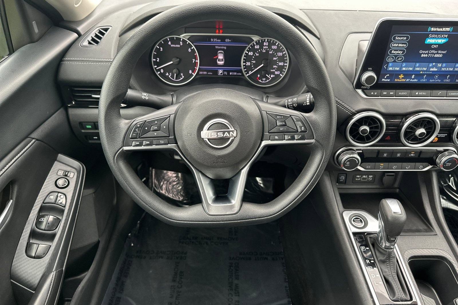 2024 Nissan Sentra SV photo 4
