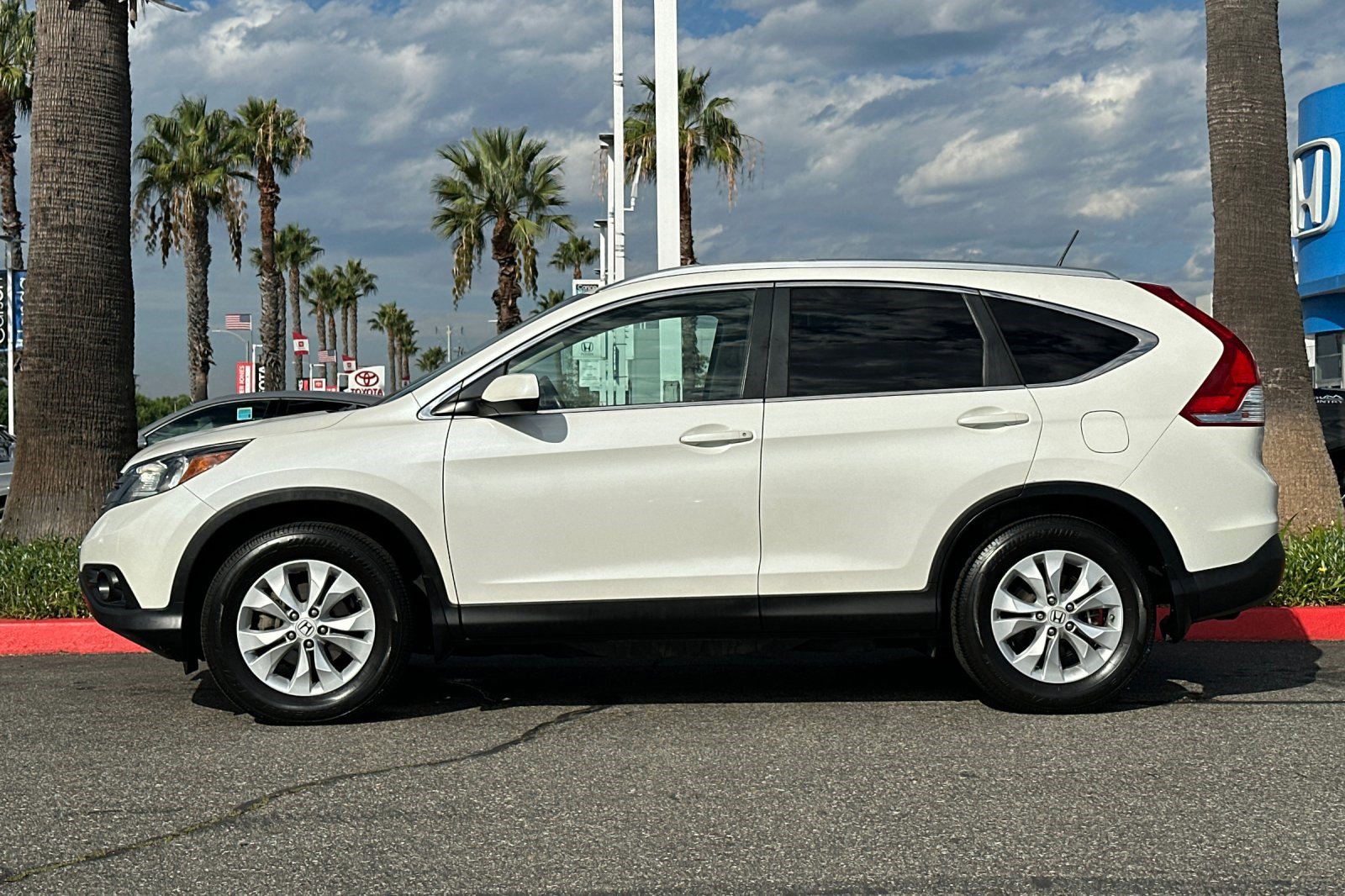 2013 Honda CR-V EX-L photo 2
