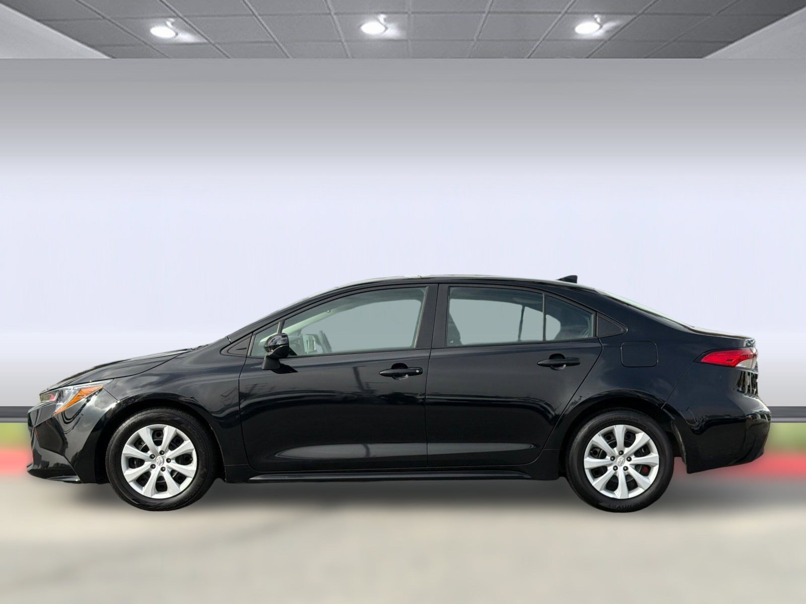 2024 Toyota Corolla LE photo 2