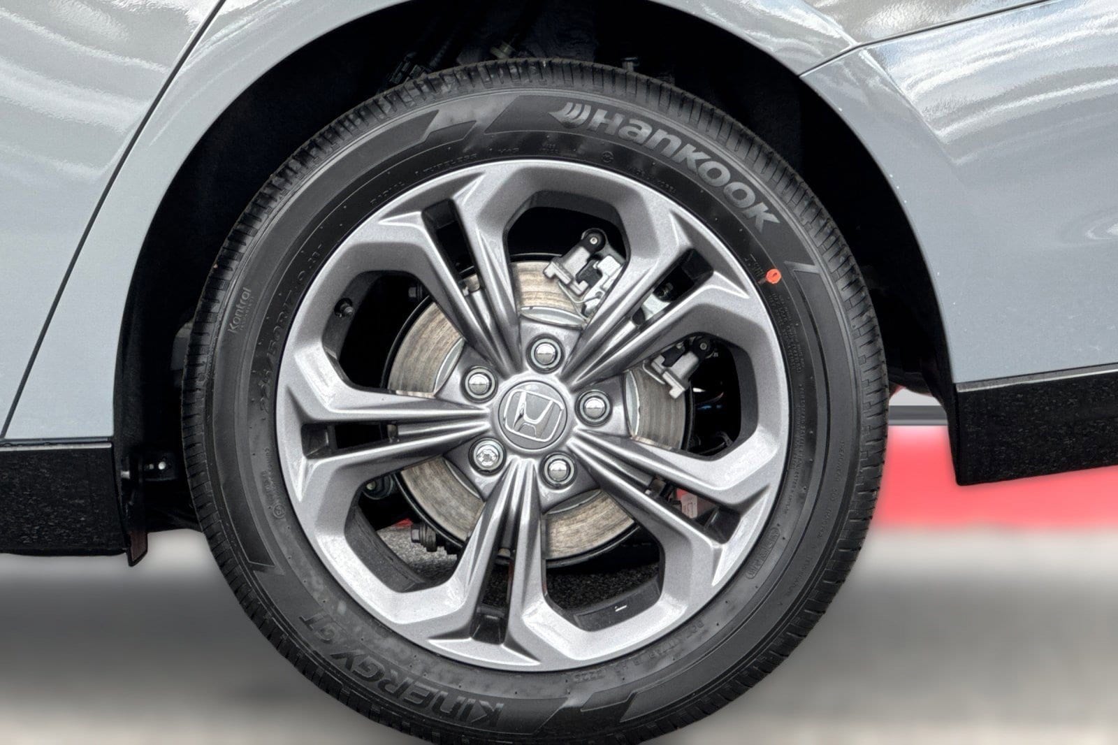 2026 Honda Accord Hybrid EX-L - Photo 11