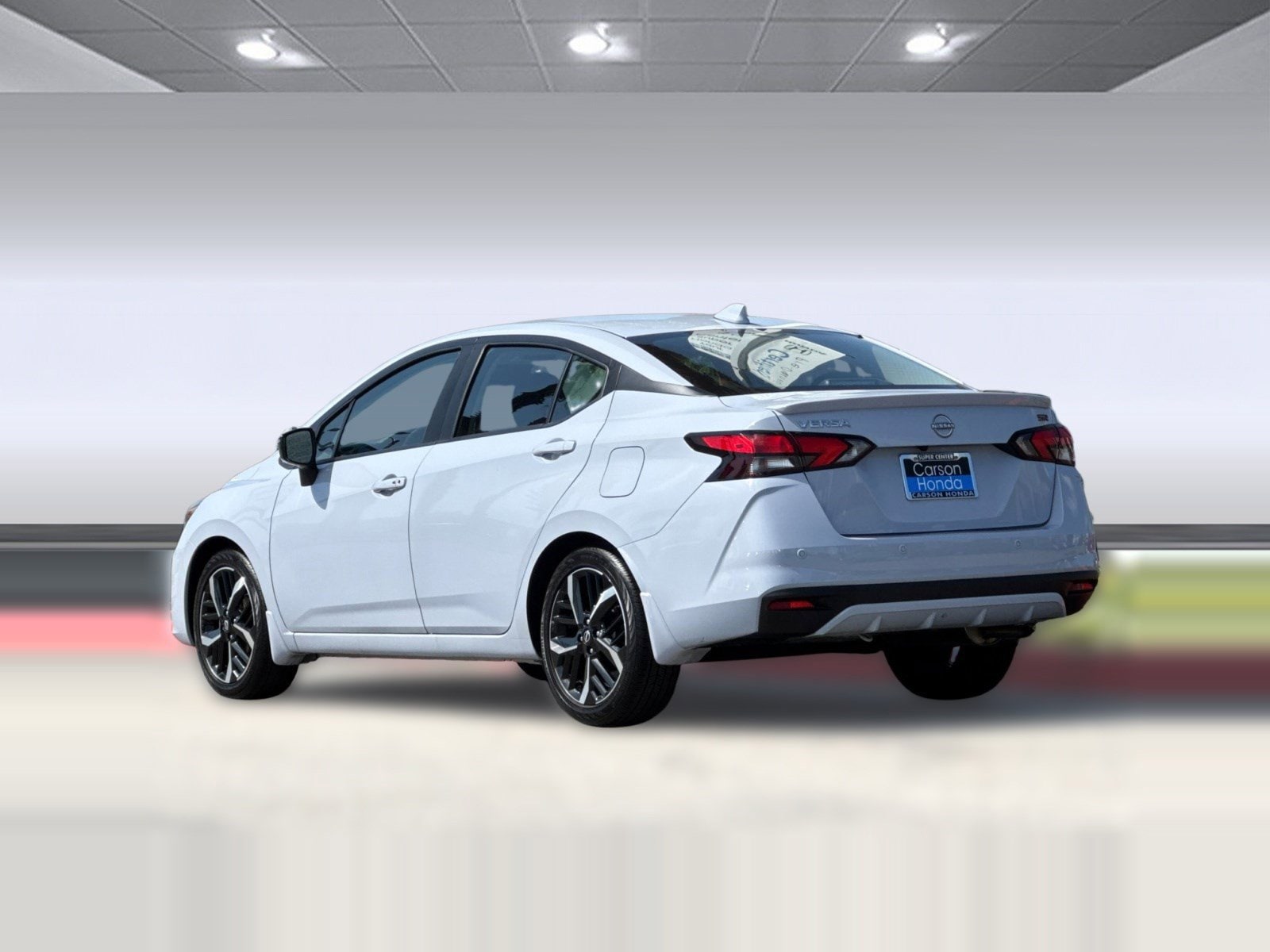 2025 Nissan Versa SR photo 2