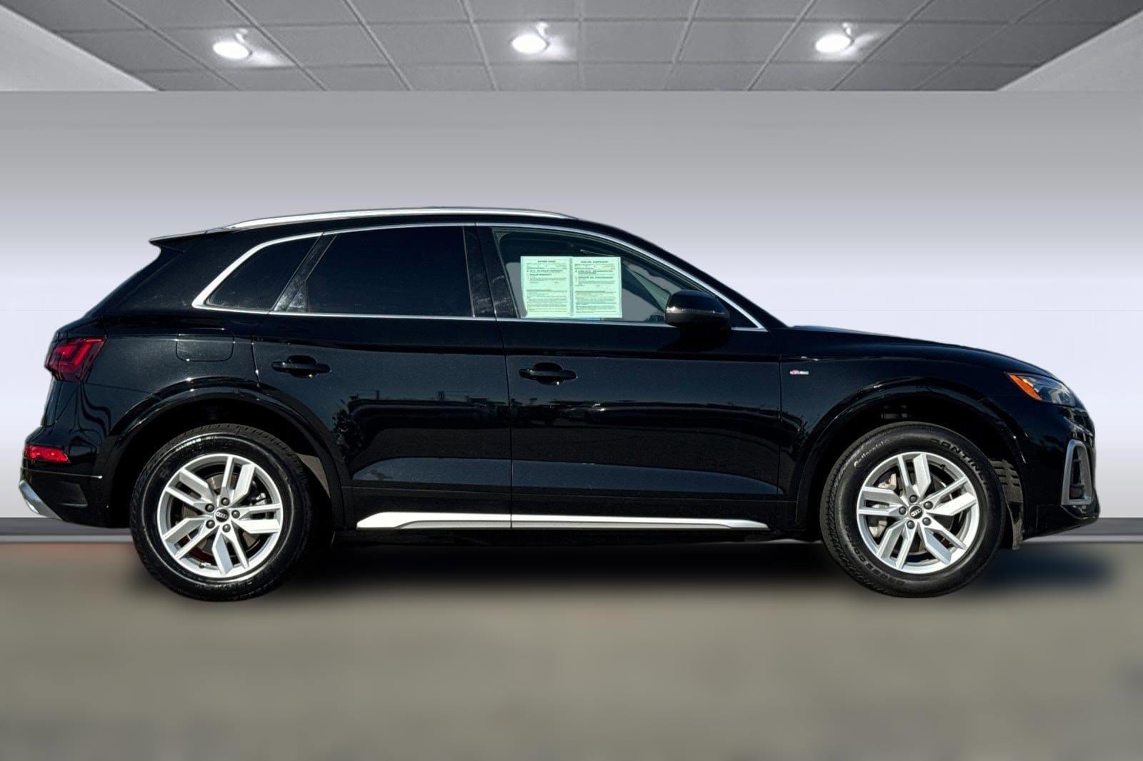 2022 Audi Q5 S line Premium photo 6