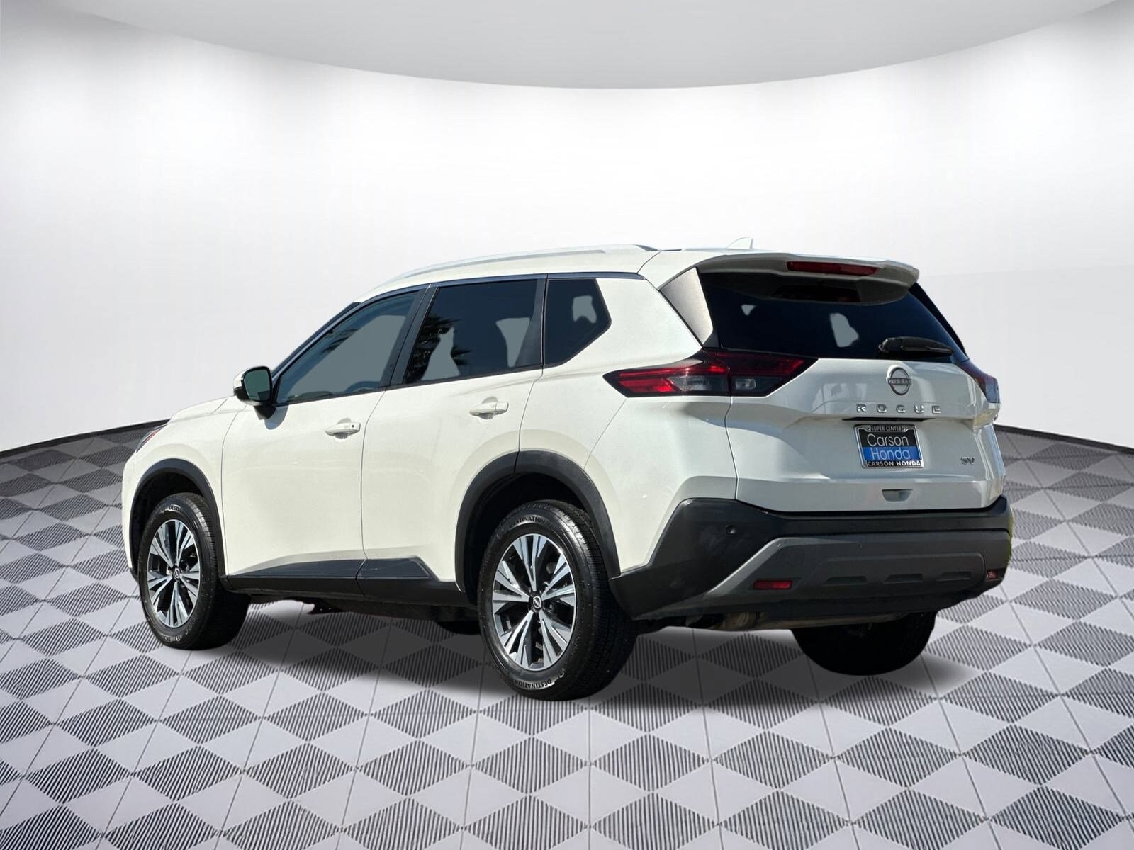 2022 Nissan Rogue SV photo 3