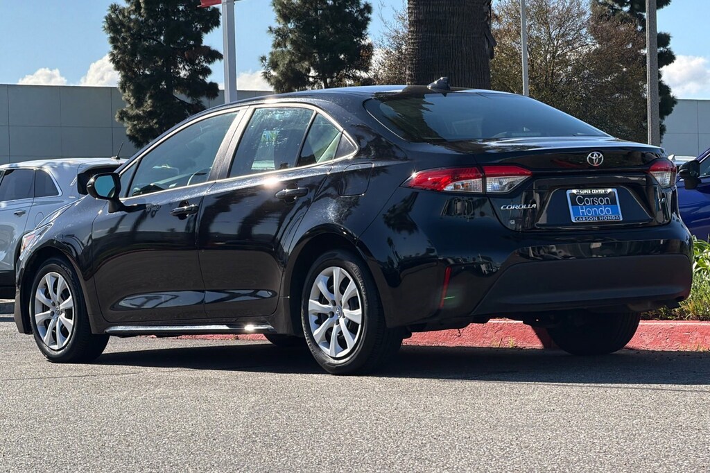 Used 2024 Toyota Corolla LE Sedan