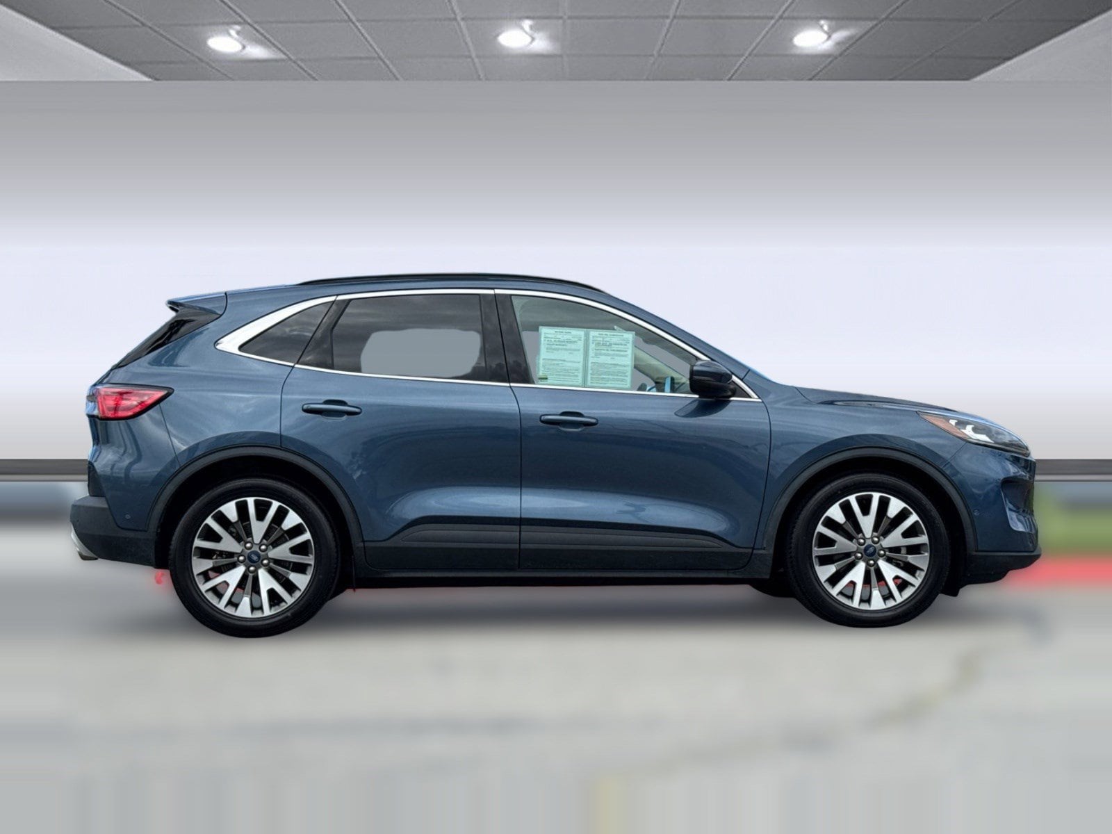 2020 Ford Escape Titanium Hybrid photo 6