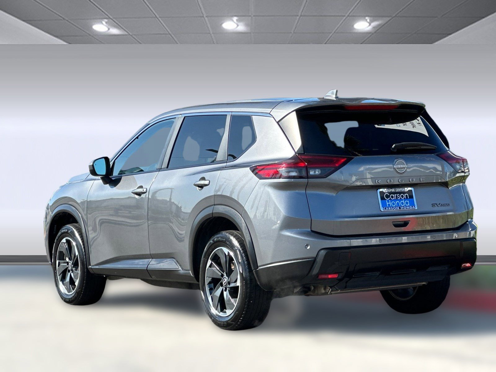 2024 Nissan Rogue SV photo 3