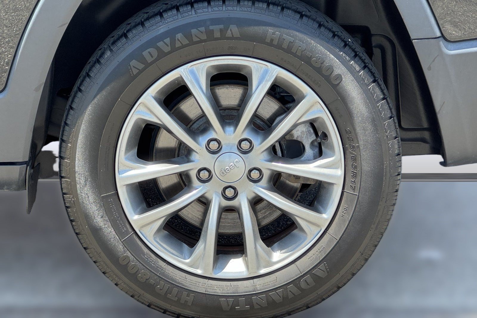 2021 Jeep Cherokee Latitude Lux - Photo 12