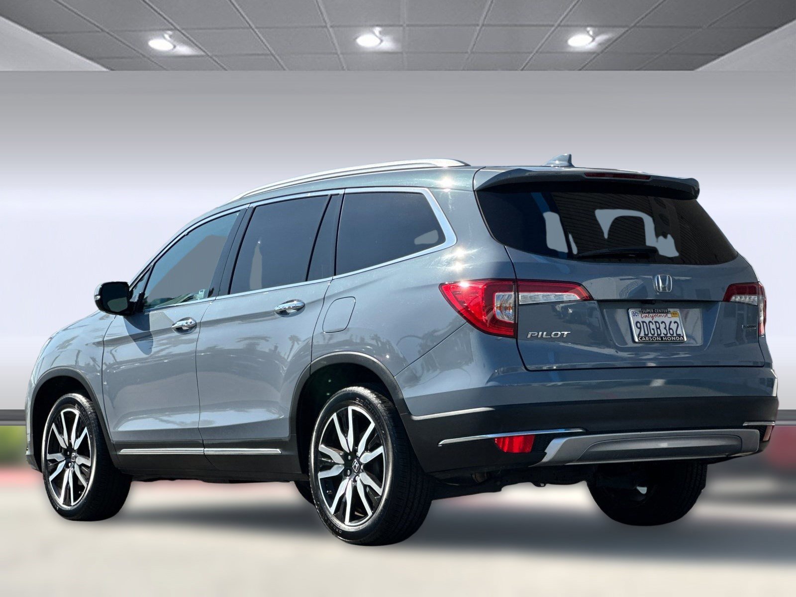 2022 Honda Pilot Touring photo 3