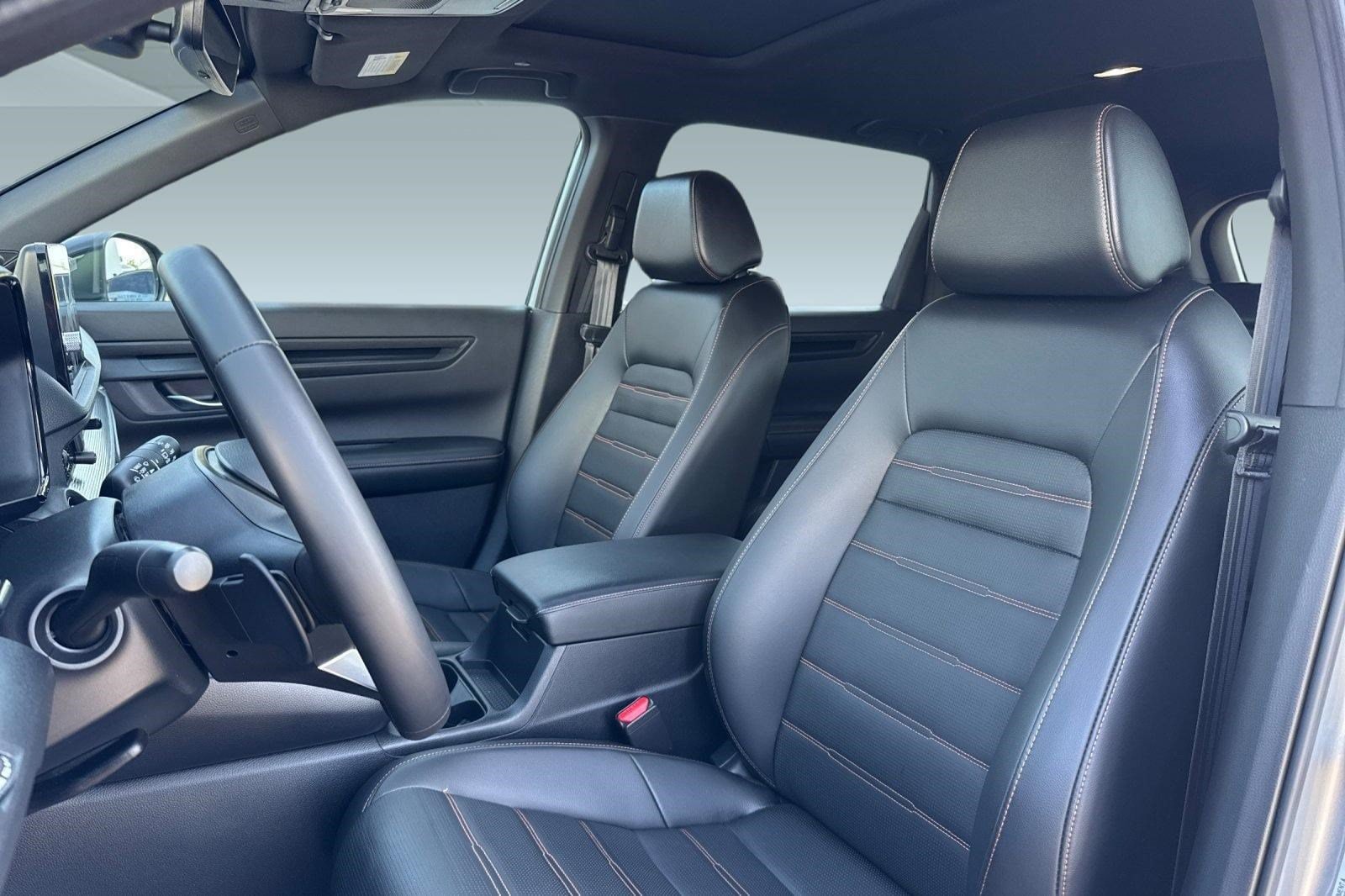 2025 Honda CR-V Sport-L - Photo 23