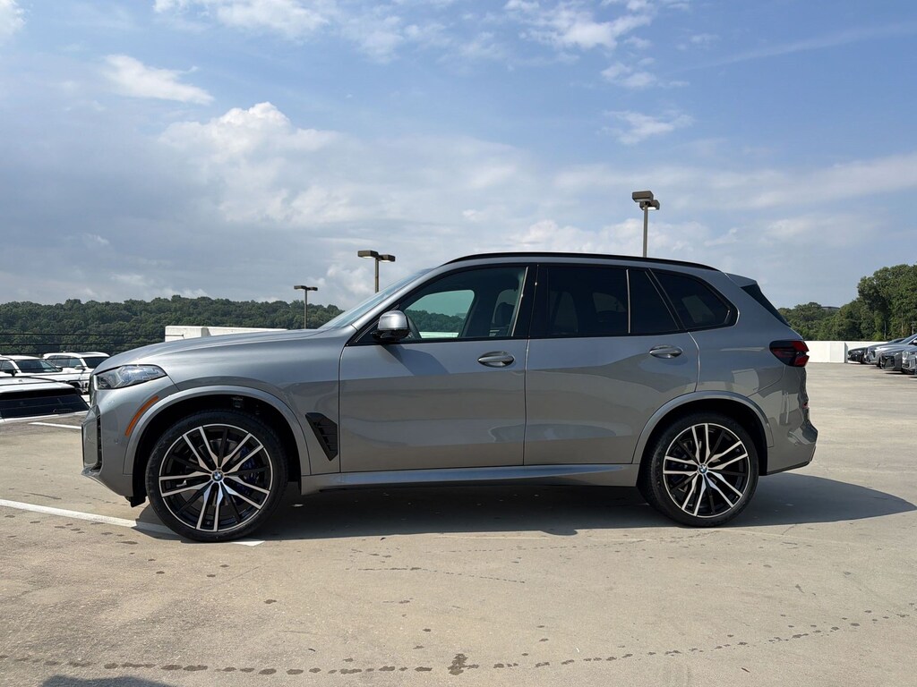 New 2026 BMW X5 xDrive40i SUV