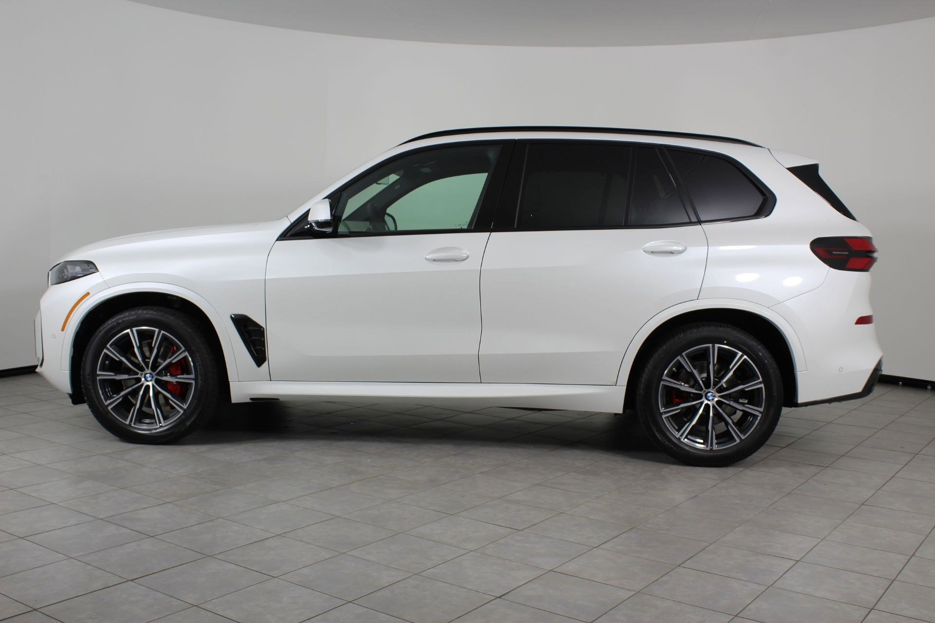 2026 Bmw X5 xDrive40i photo 2
