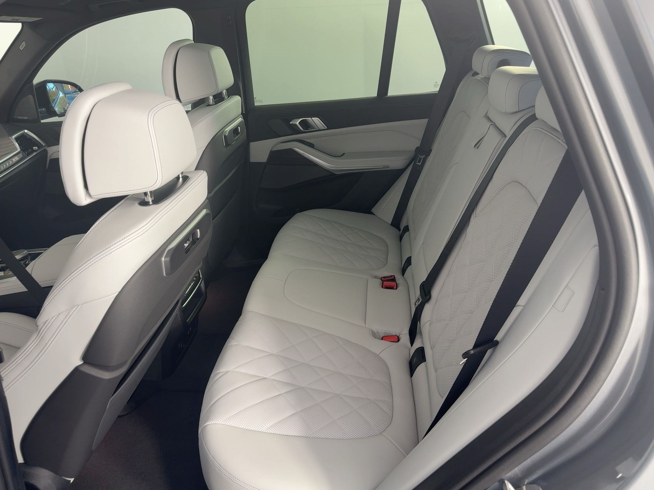 2026 BMW X5 40i - Photo 13