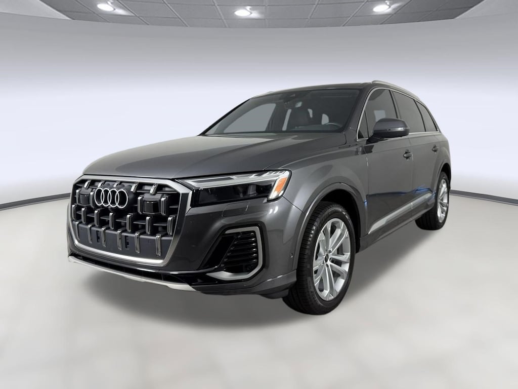 Used 2025 Audi Q7 Premium SUV