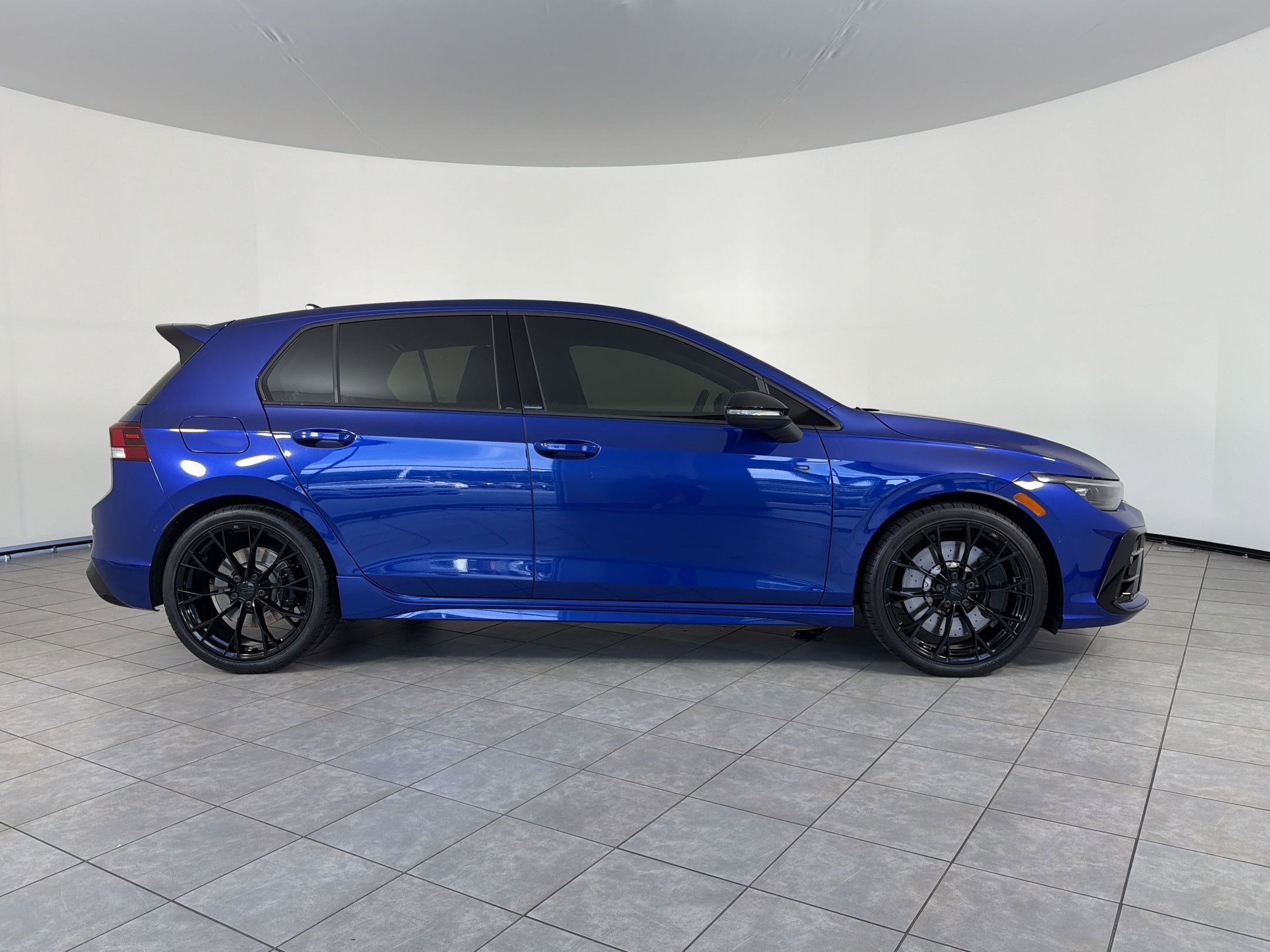 Golf R Black Edition Hatchback