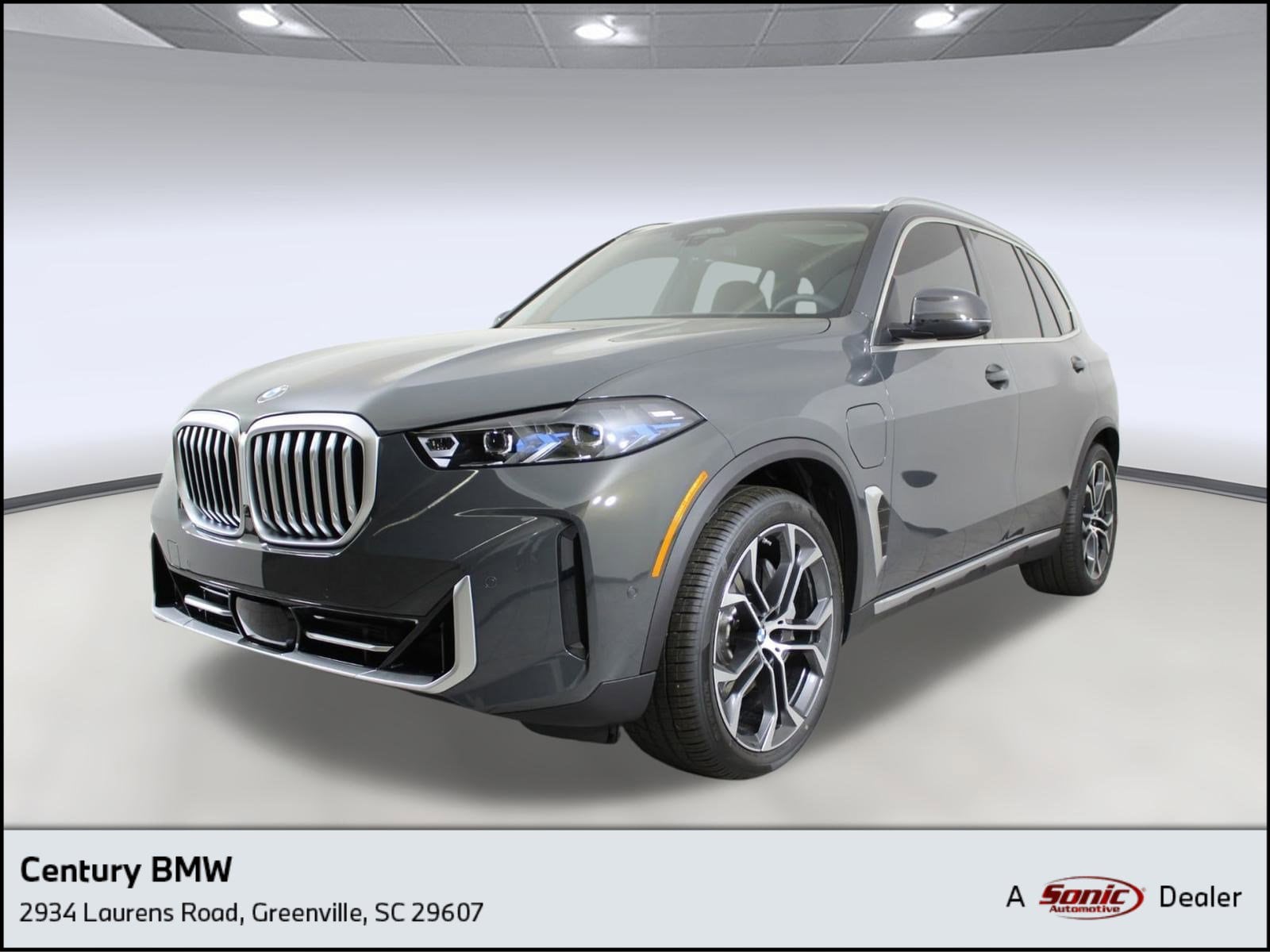 2026 BMW X5 50e's photo