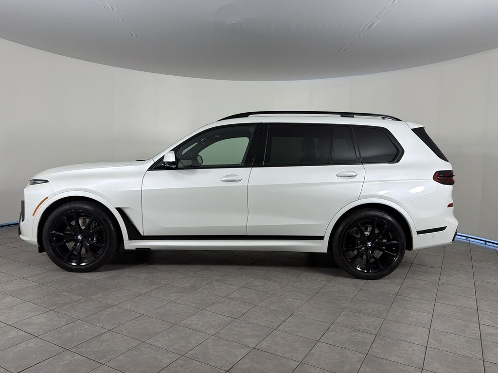 New 2027 BMW X7 xDrive40i SUV
