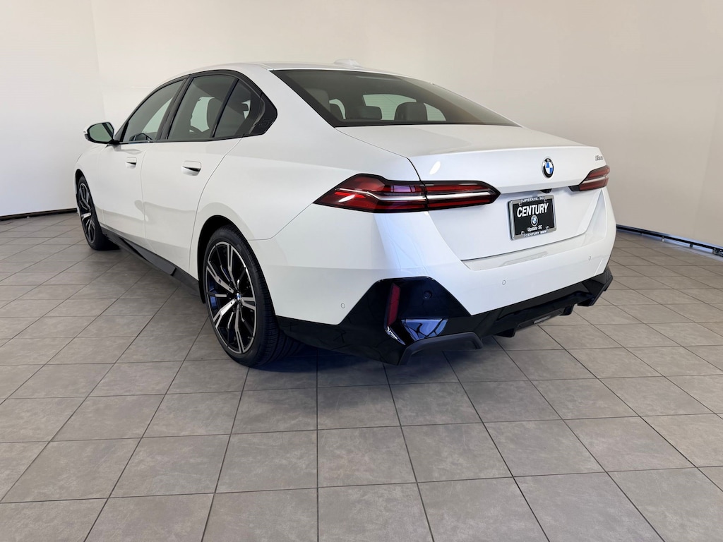 New 2026 BMW 530i Sedan
