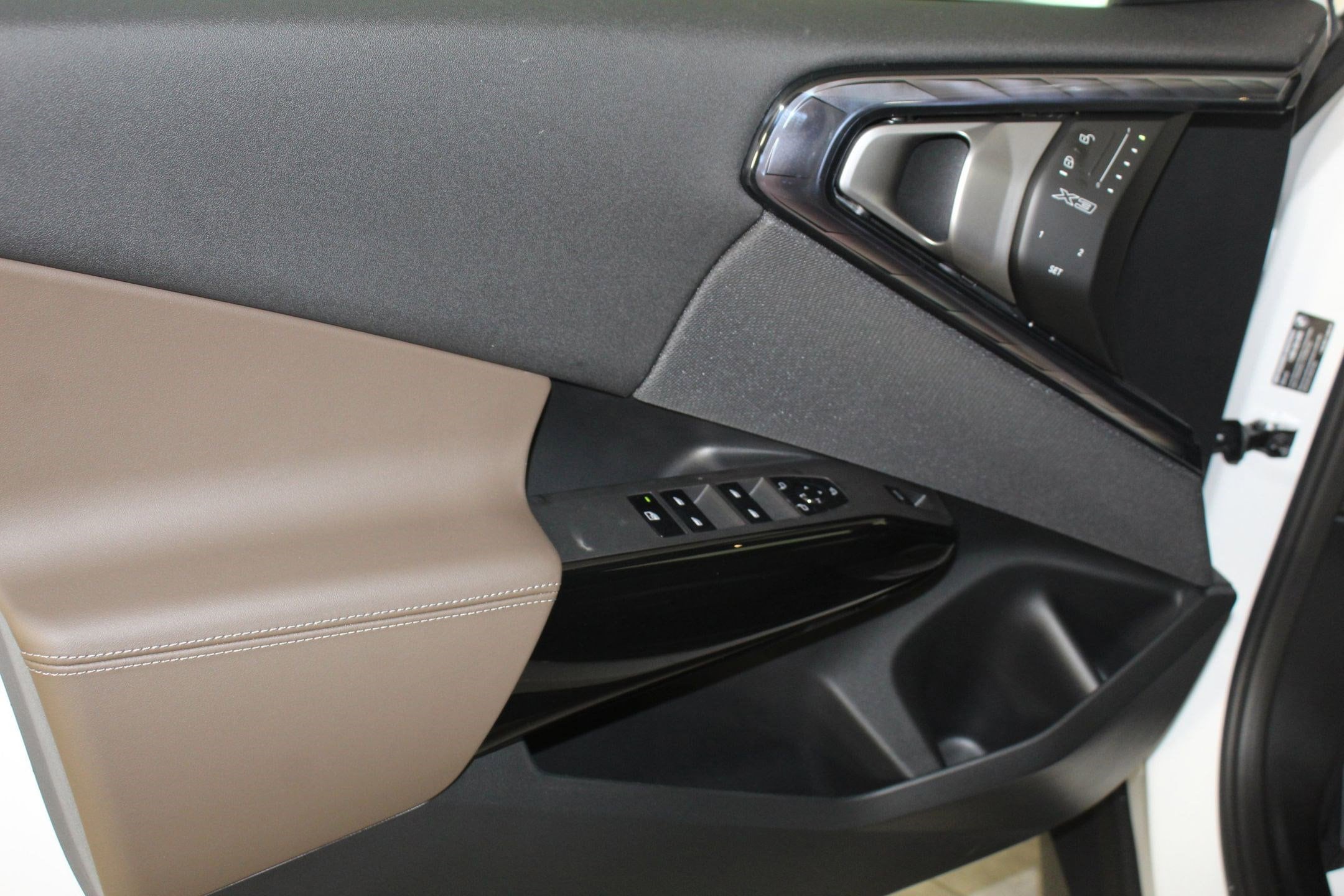 2026 BMW X3 30 - Photo 11