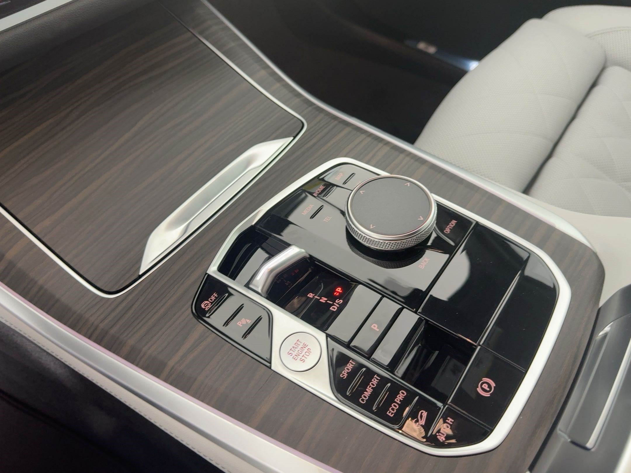 2026 BMW X5 40i - Photo 17