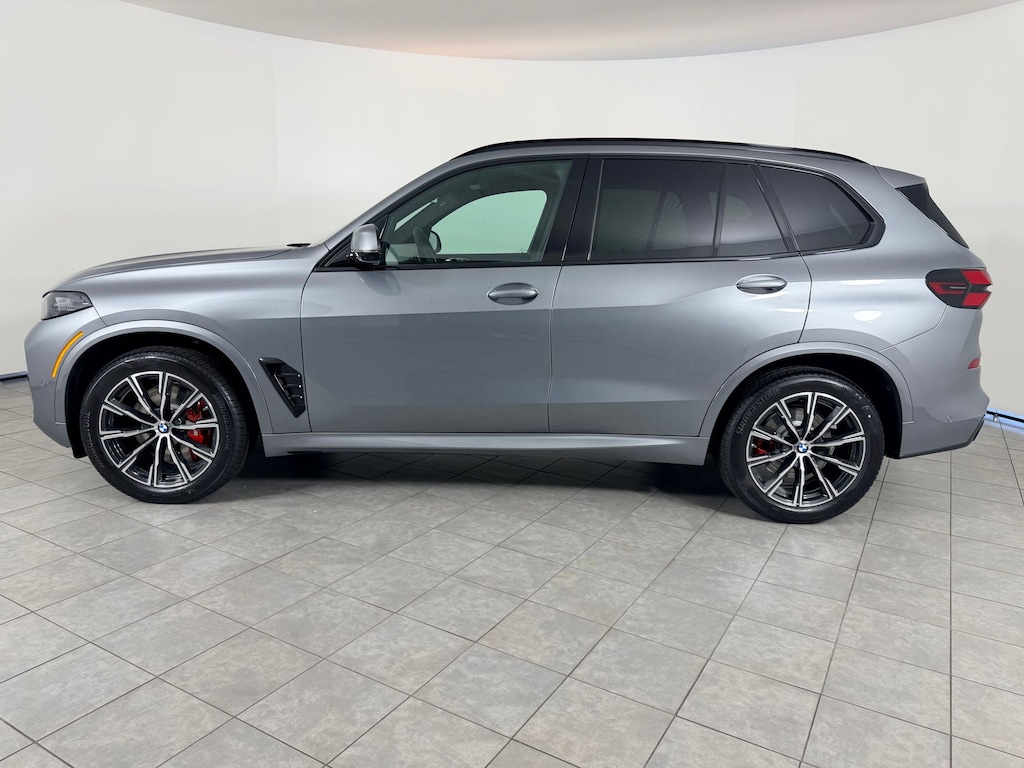 New 2026 BMW X5 xDrive40i SUV